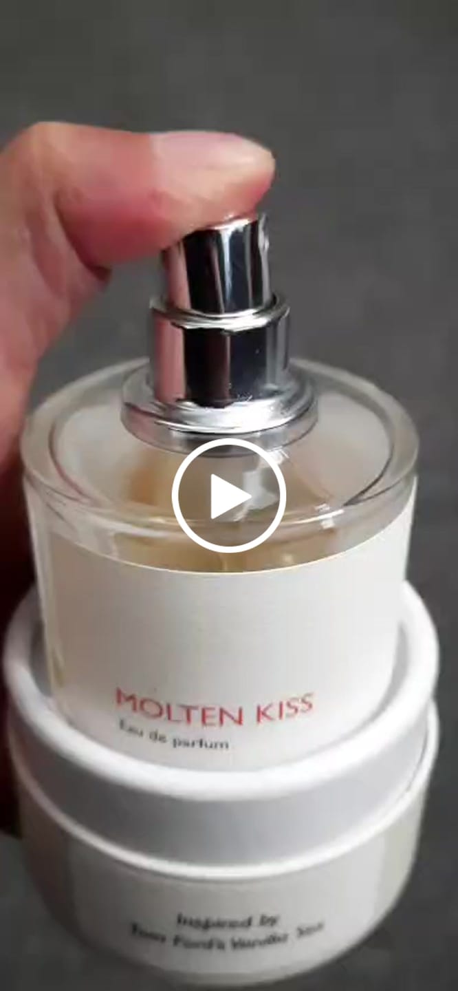 Customer video review of Molten Kiss