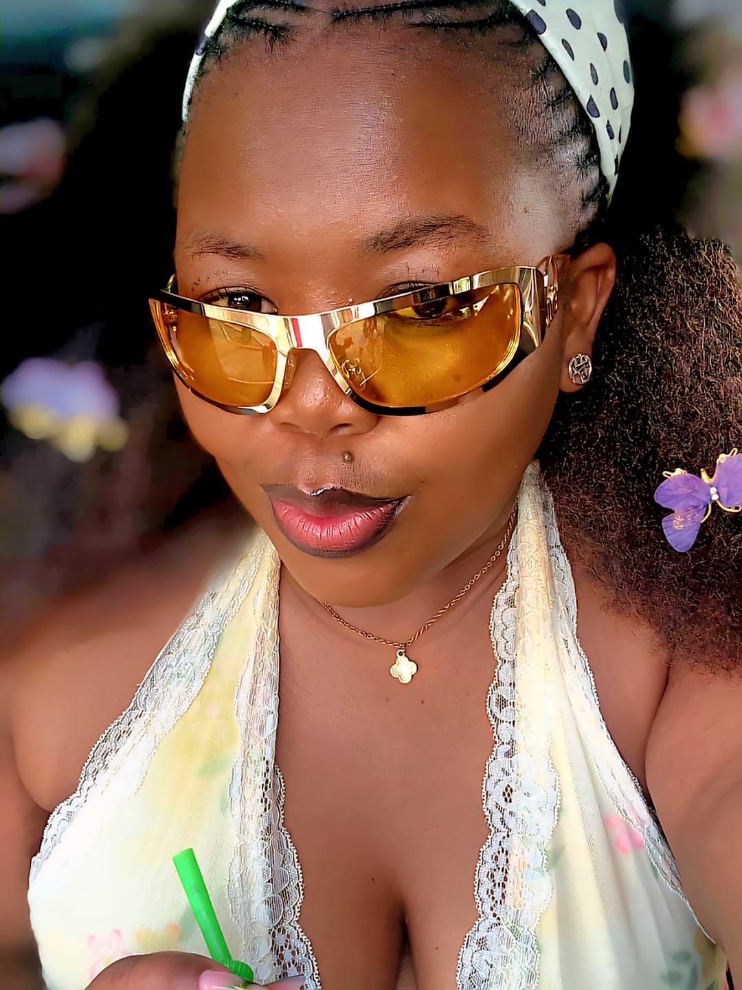 Customer photo review of Era Million Gold Sunglasses