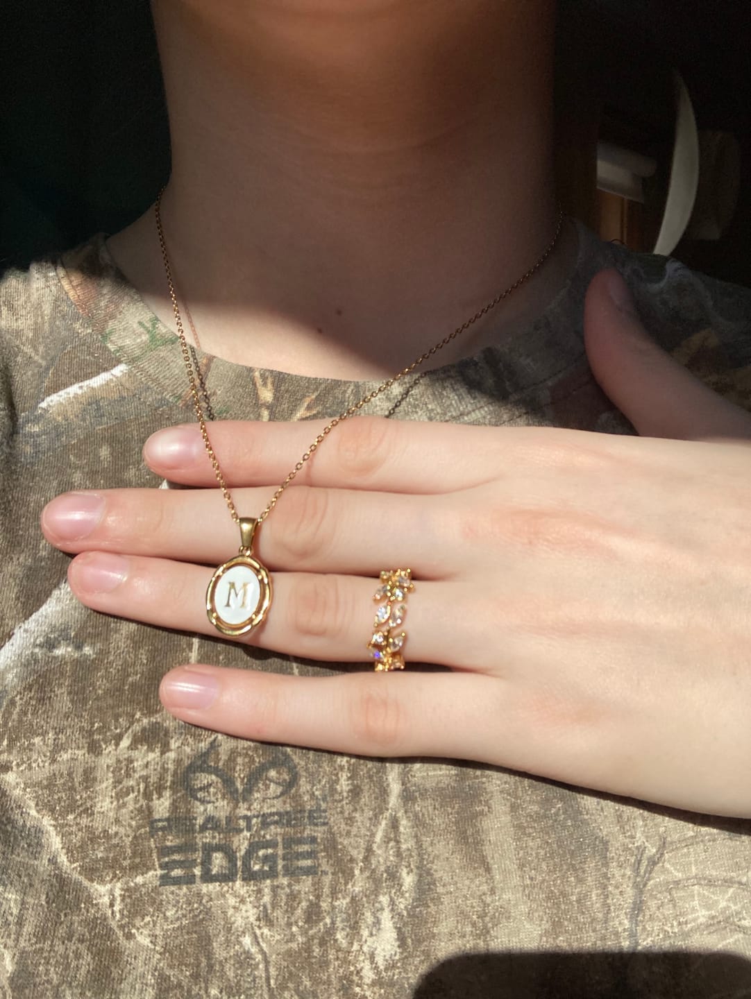 Customer photo review of 18K Gold Crystal Vine Ring