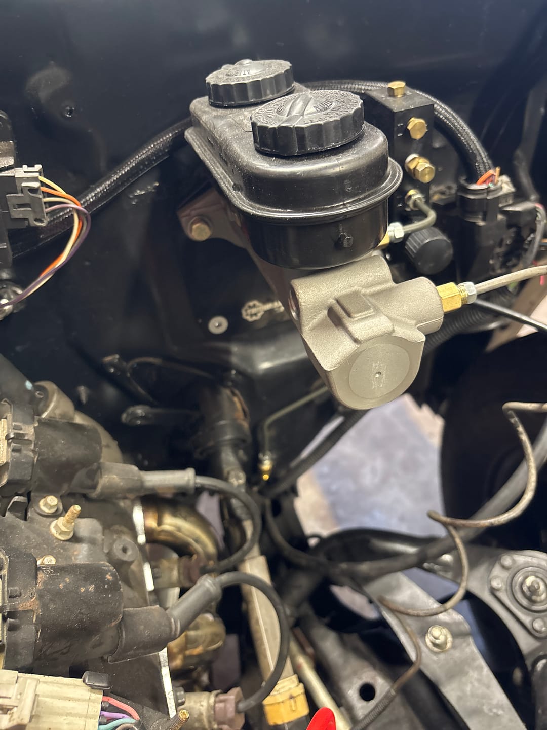 Customer photo review of Motion Raceworks 1988.5-1993 S10 / Sonoma, Blazer / Jimmy Billet Aluminum Manual Master Cylinder Conversion Kit 20-130