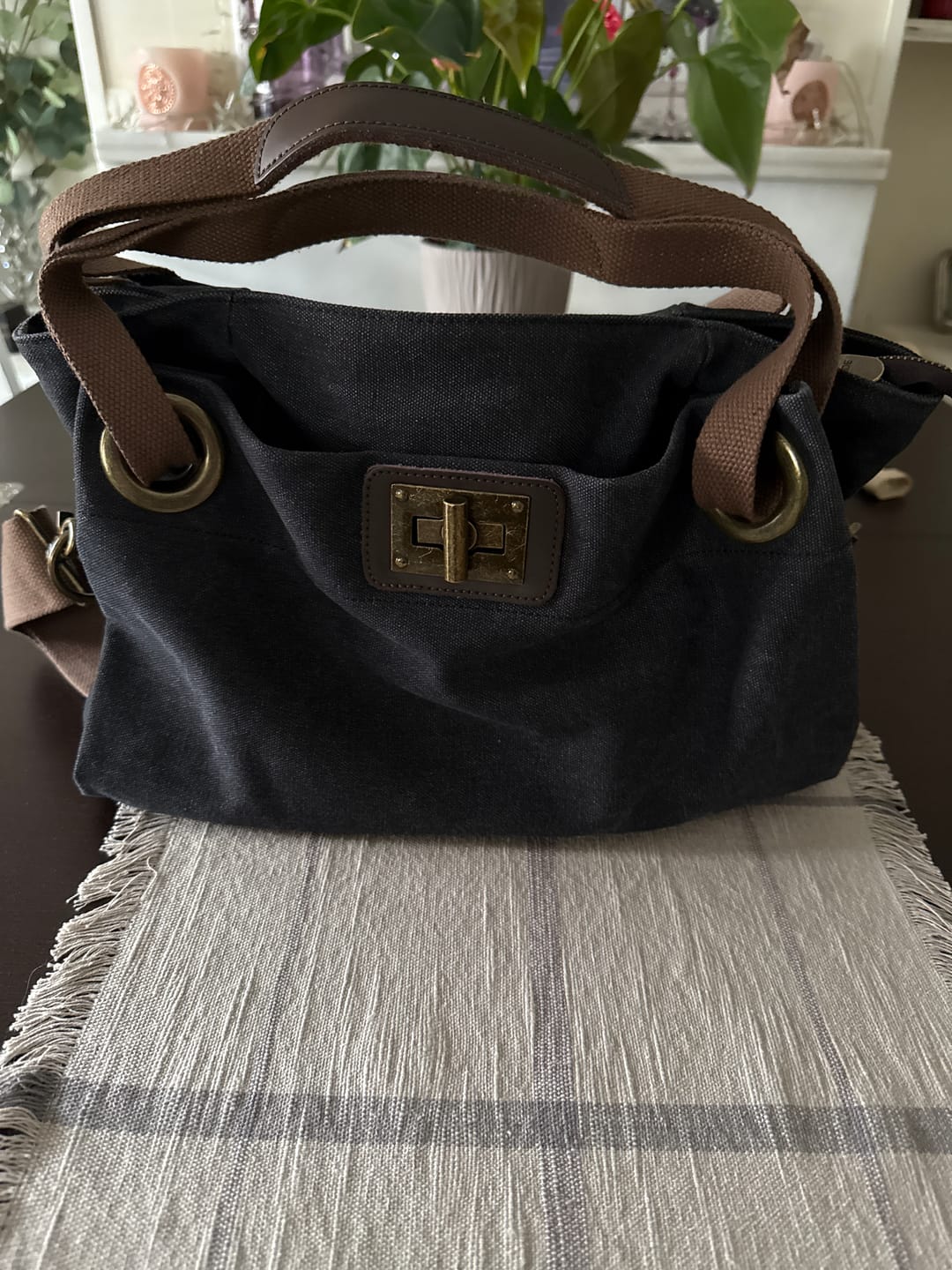 Customer photo review of PONT-DES-ARTS (MEDIUM)