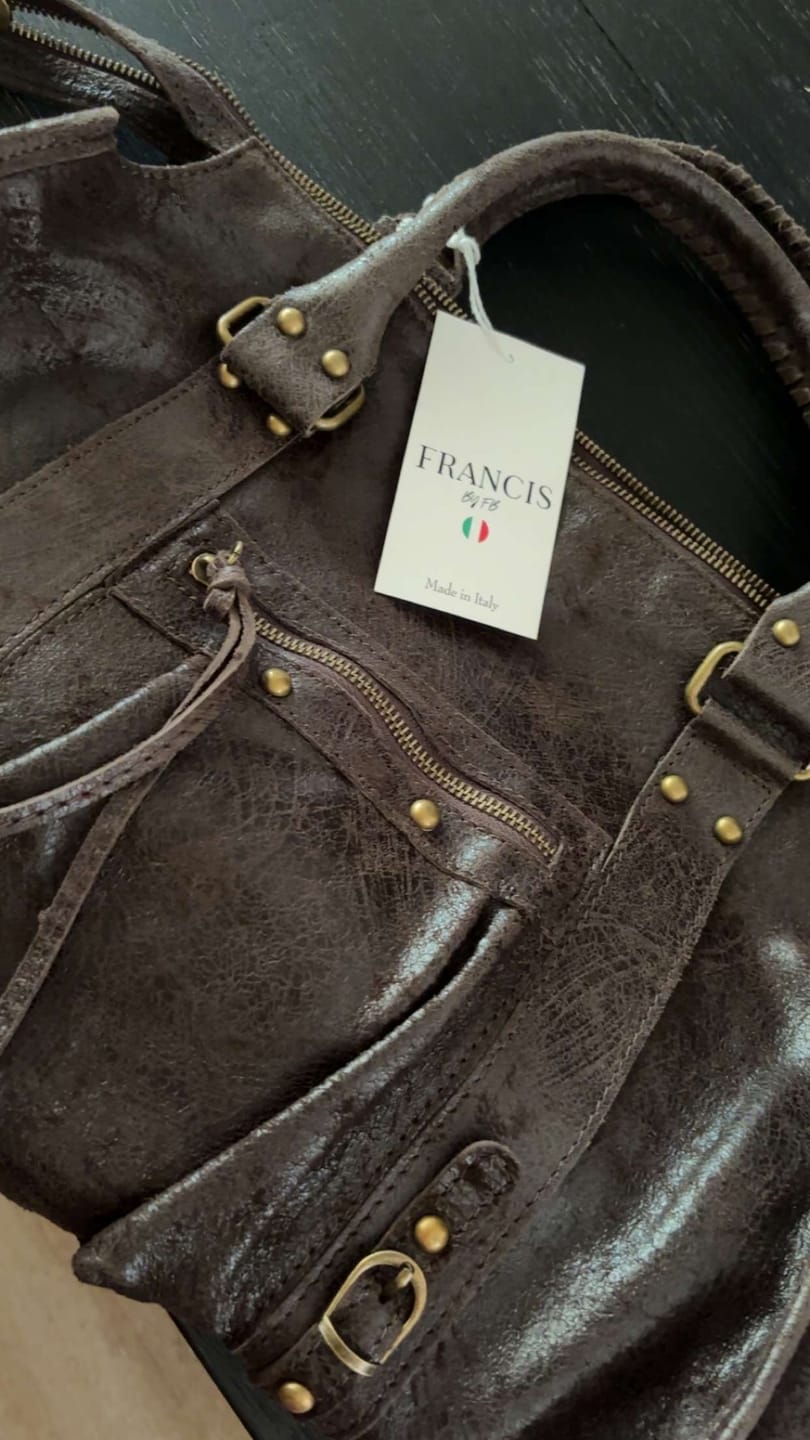 Customer photo review of It girl bag dark chocolate