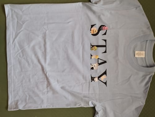Customer photo review of Unisex Kpop Stay Printed Loose T-shirt