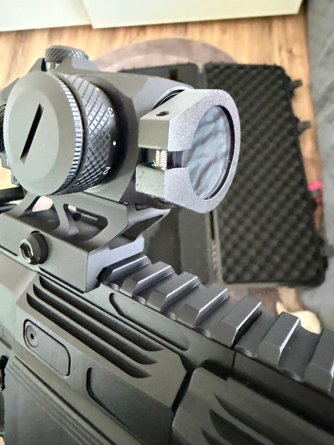 Customer photo review of Vector Optics SCOT-59II VeWar Schutzscheibe für 28-30mm Objektiv