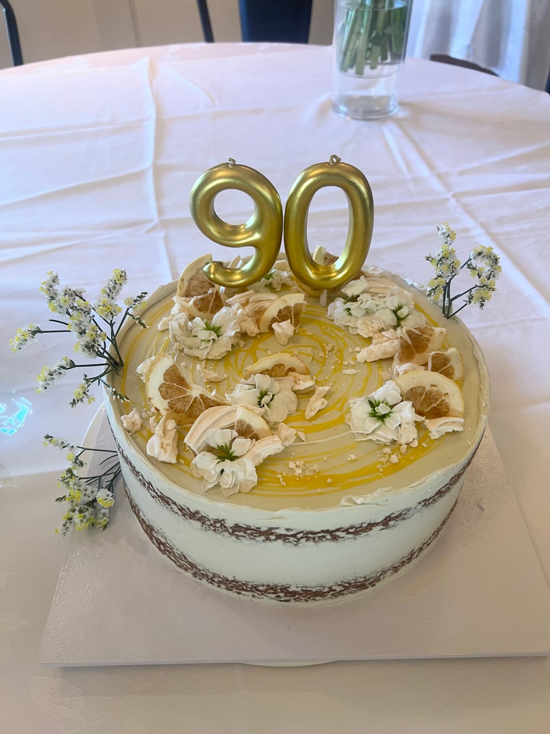 Customer photo review of lemon meringue cake
