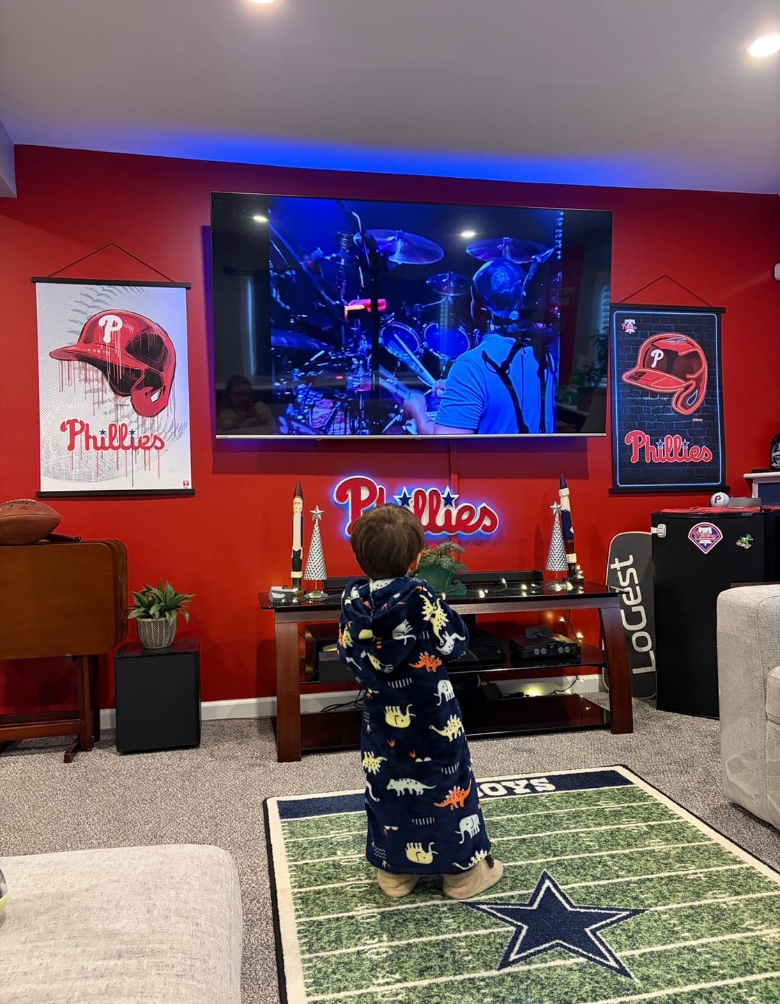 Customer photo review of Philadelphia Phillies Script 3D Metal Wall Art