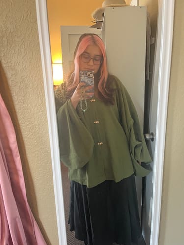 Customer photo review of Sen Lin 森林 Forest Fairy Modernized Ming Dynasty Liling Top & Easy-Wear Mamian Set