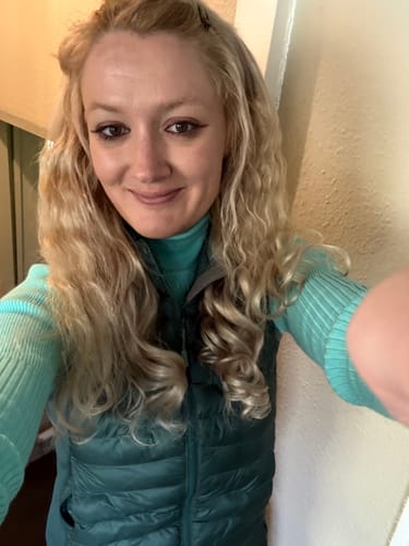 Customer photo review of Beach Wave Remy Human Hair Invisible Wire Extension - Platinum Blonde Balayage