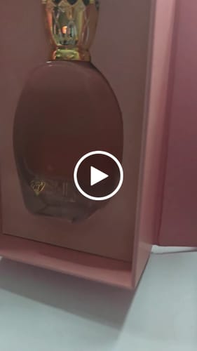 Customer video review of PRUNELLE