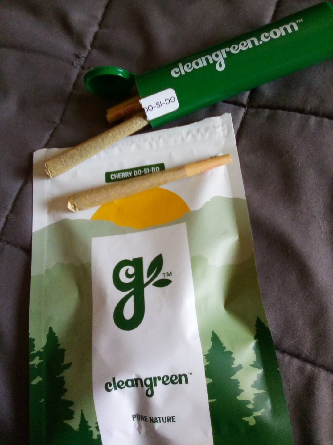 Customer photo review of Cherry Dosi Do Pre-Rolls - 6ct.