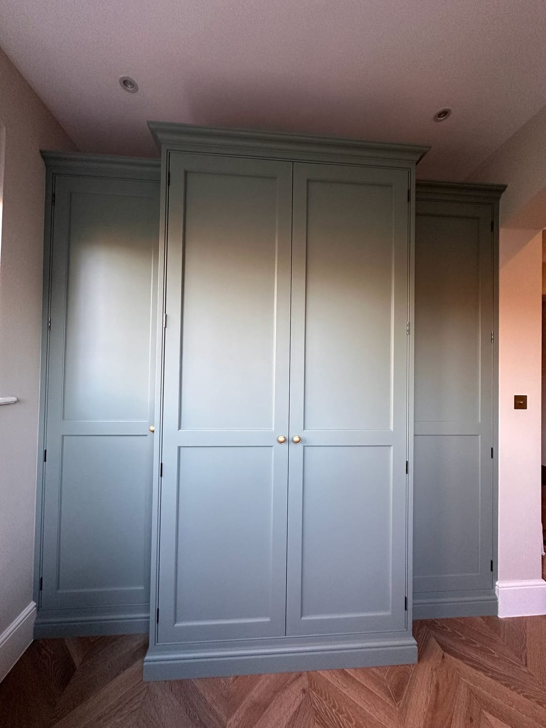 Customer photo review of Classic Cupboard Butt Hinge | Aged Brass (Sold in Singles)