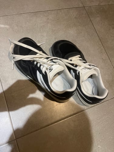 Customer photo review of Heather - Zapatos De Punta Ancha