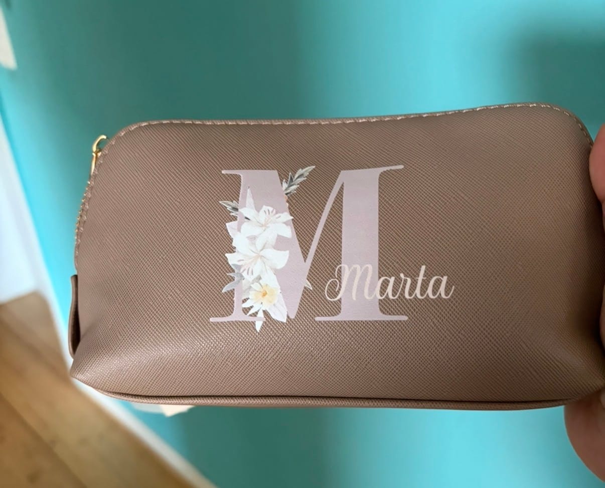 Customer photo review of Deine Initiale - Individuelle PU Kosmetiktasche