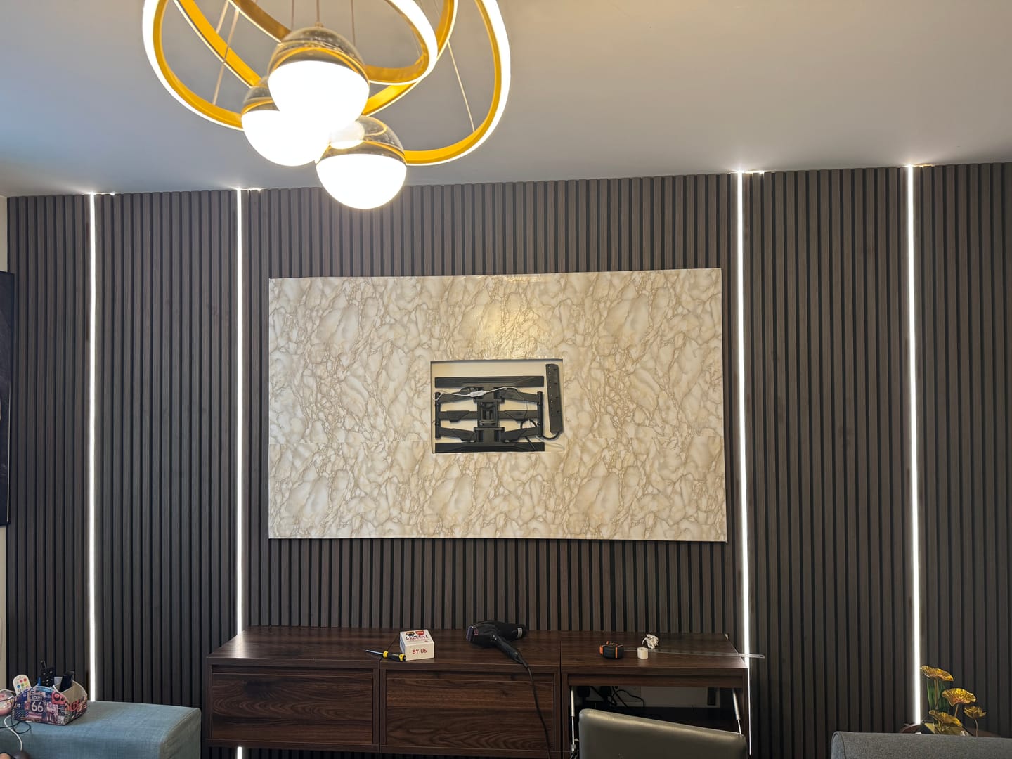Customer photo review of Premium LED light kit 4 x 240cm LED Light Strips