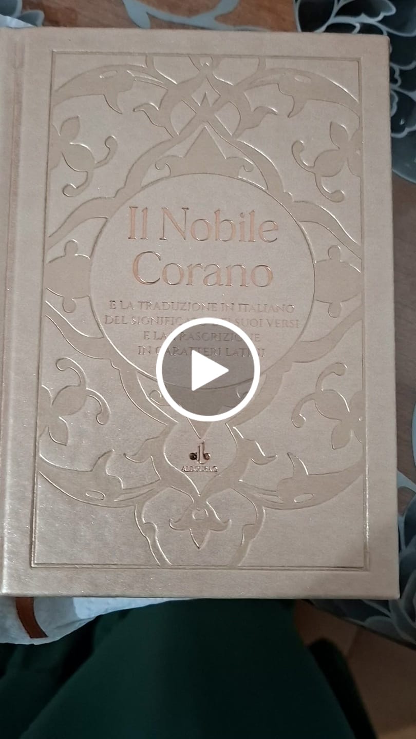 Customer video review of Corano traslitterato con traduzione in italiano - piccolo  17x13 cm