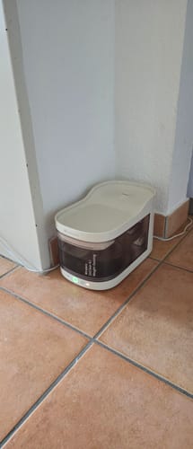 Customer photo review of Wireless Weight-Sensing Pet Fountain
