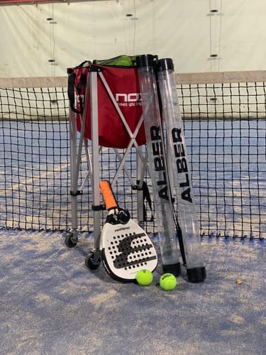 Customer photo review of Canasto Nox Plegable con Ruedas Rojo