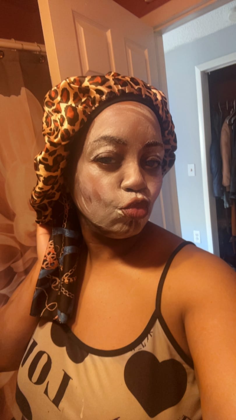 Customer photo review of Turmeric Brightening Soap (with Vitamin C, Alpha Arbutin, Oat)
