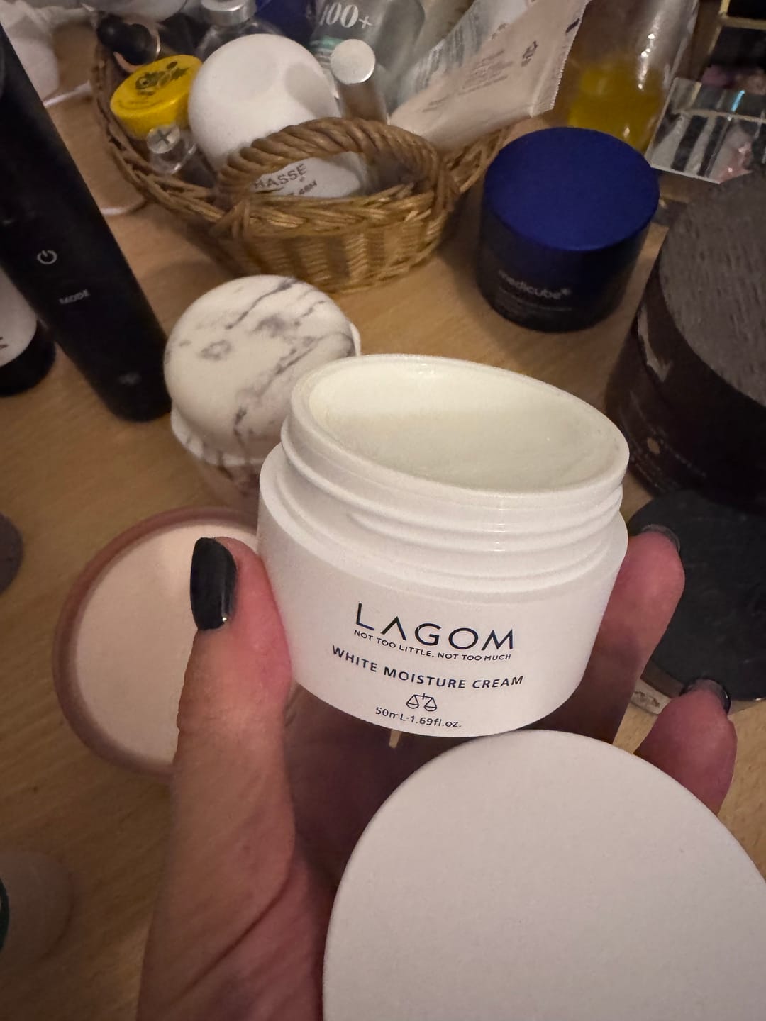 Customer photo review of Mitrinošs krēms ādas toņa izlīdzināšanai Lagom Cellus White Moisture Cream