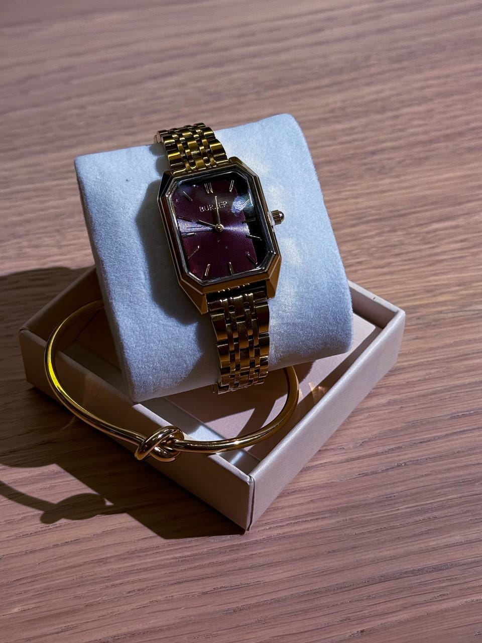 Customer photo review of Eternity Gold Bracelet