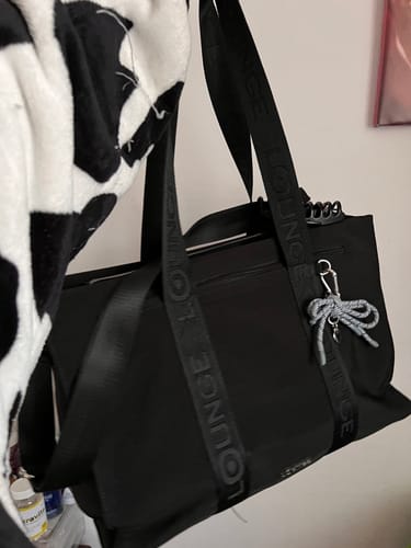 Reseña con foto de un cliente sobre Bolso Nylon Straps Gruesos Street
