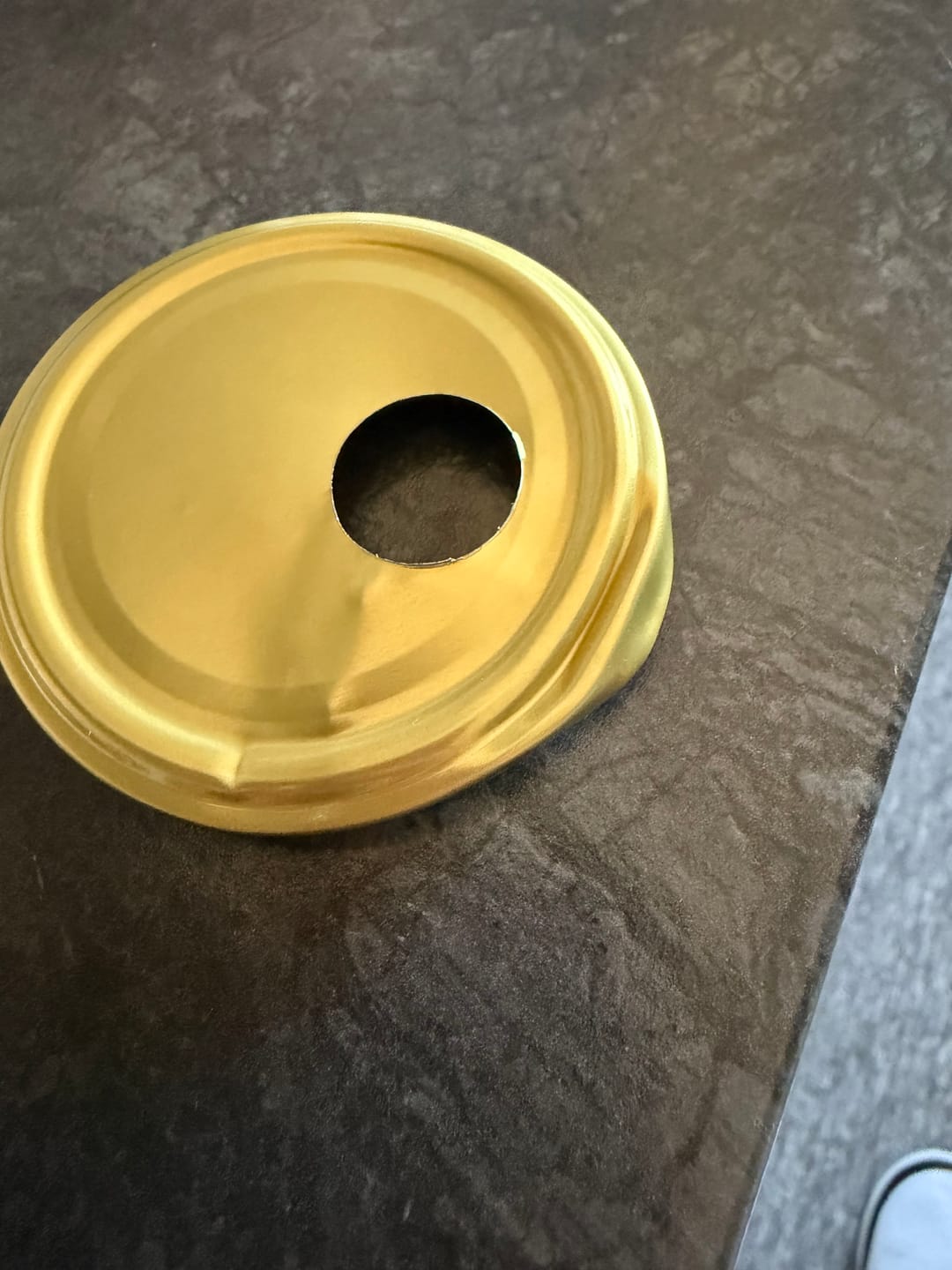 Customer photo review of Honungspump för 500 g honungsburkar