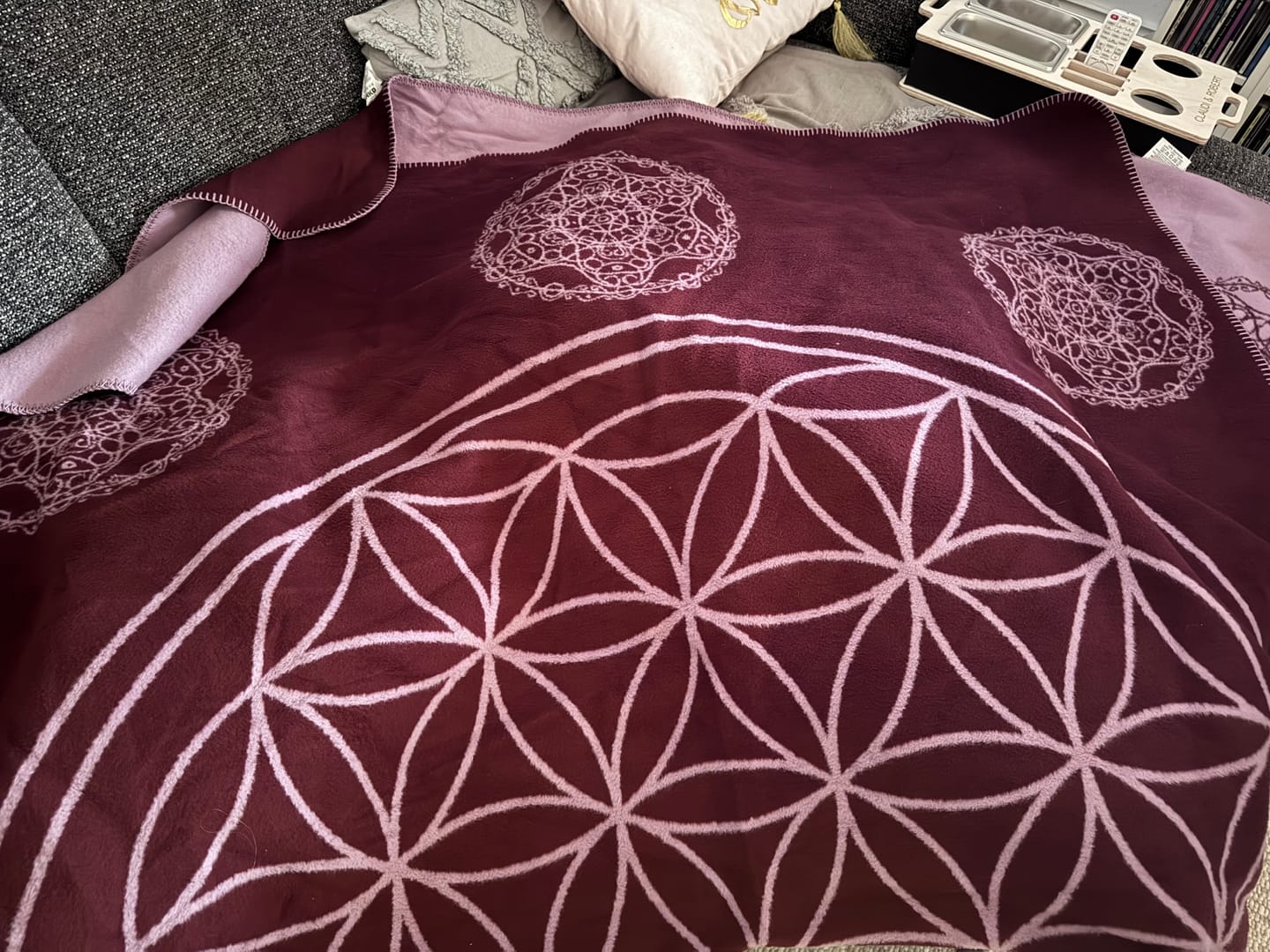 Customer photo review of Biobaumwolldecke VITAL brombeere/mauve, Größe 150 x 220 cm, 100% Biobaumwolle, gots-zertifiziert