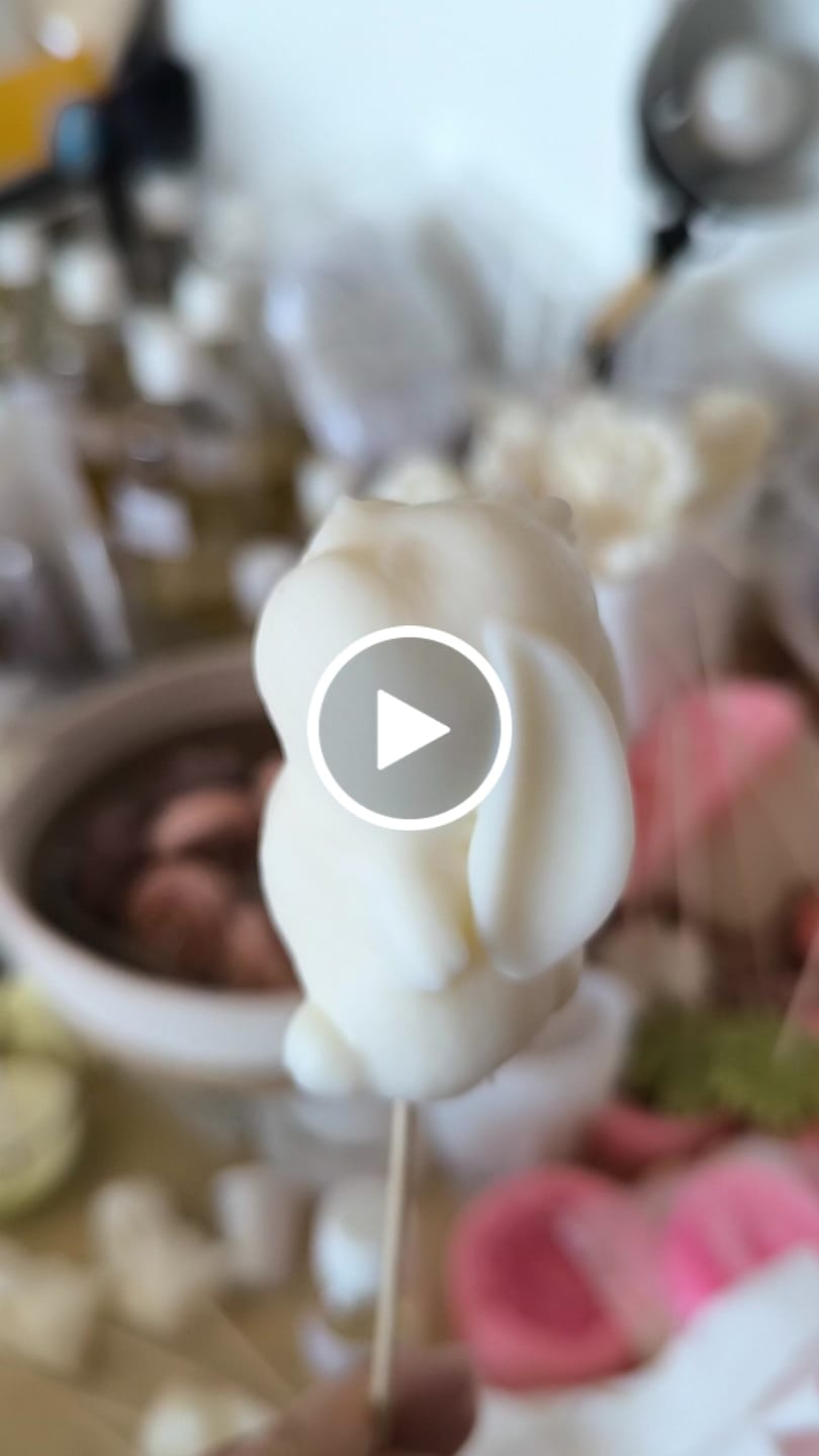 Customer video review of Fragancia GROSELLA NEGRA & ROSA