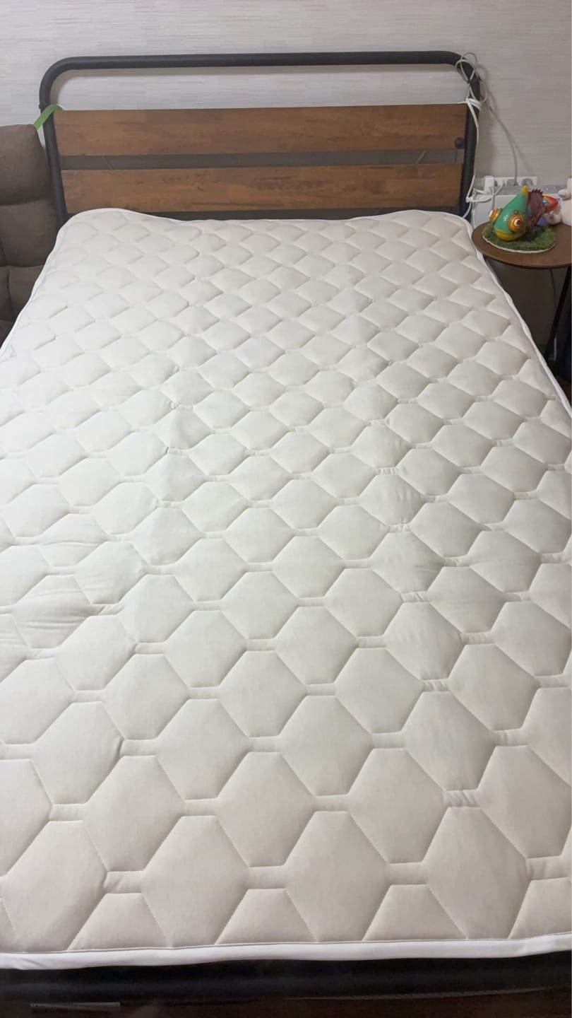 Customer photo review of SLEEP HEXAGON　ホルミシス敷パッド