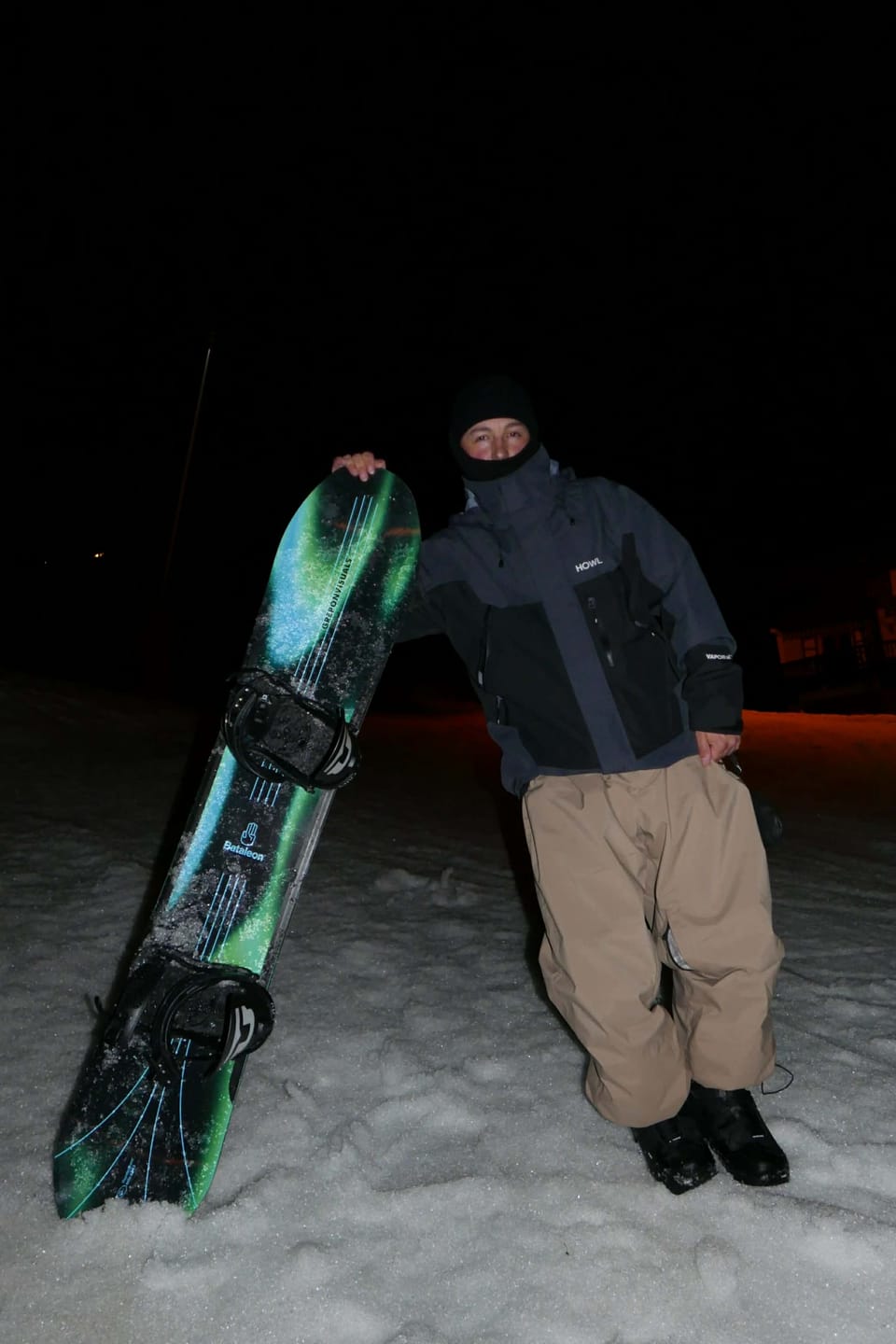 Customer photo review of Men’s Black Baggy Drawstring Durable Snow Pants