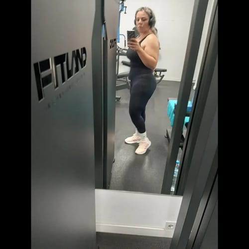 Customer photo review of Anti Cellulite Leggings - Den permanente løsningen på cellulitter