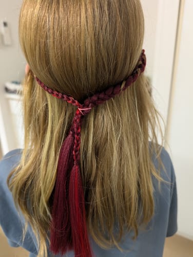 Customer photo review of Queen Length – 26 Inch Pre-Stretched Braiding Hair