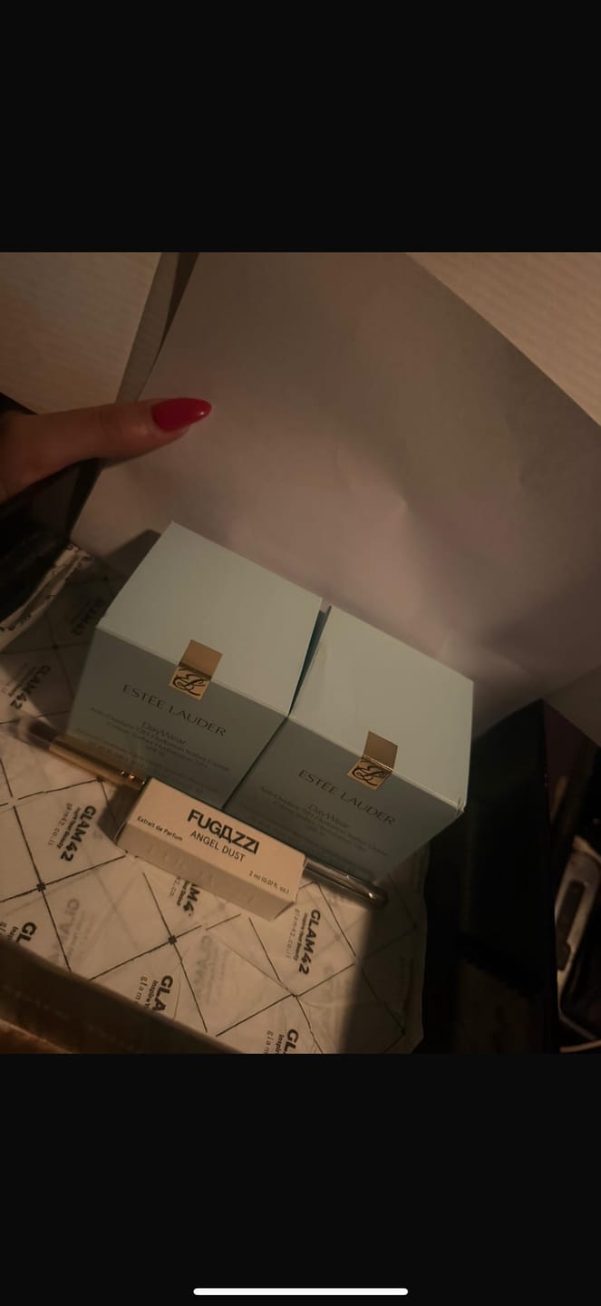Customer photo review of Estee Lauder  Daywear Anti Oxidant 72H Hydration Sorbet Cream Spf 15  קרם לחות במרקם סורבה בעל מקדם הגנה