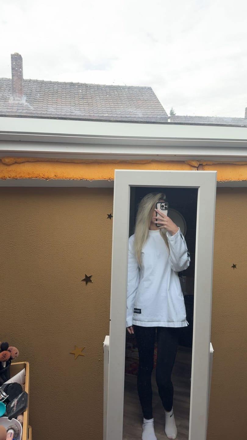 Kundenbewertung mit Foto von LONGSLEEVE T-SHIRT WHITE