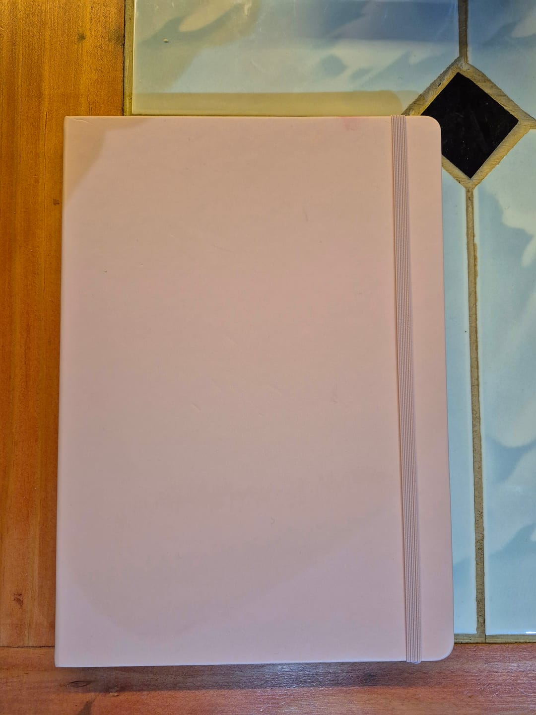 Customer photo review of Talens Art Creation Sketch Book - Libreta Pastel Pink 80 Hojas 140 g/m2