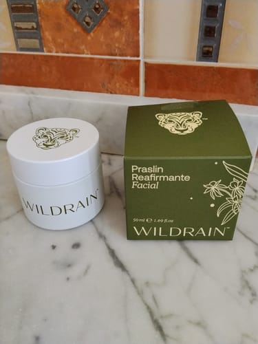 Customer photo review of Reafirmante Antiedad para Flacidez y Óvalo Facial Efecto Lifting  Praslin