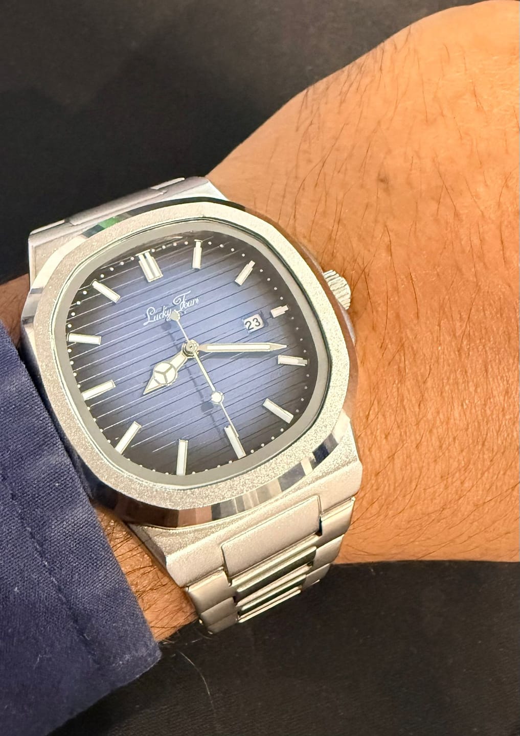 Customer photo review of Lucky Fours® Caspian