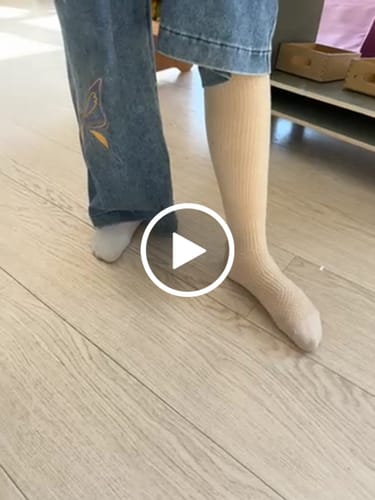 Kundeanmeldelse med video af Støttestrømper