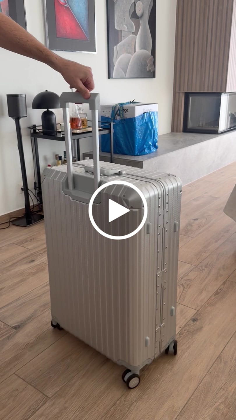 Customer video review of TREVA Aluminum Suitcase Silver