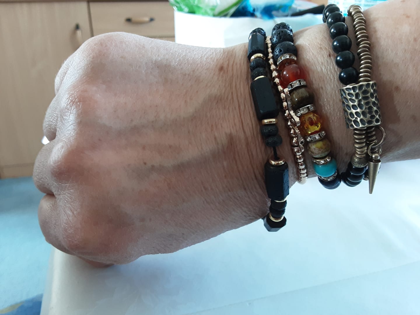 Customer photo review of 7 Chakren Aktivierungs Armband