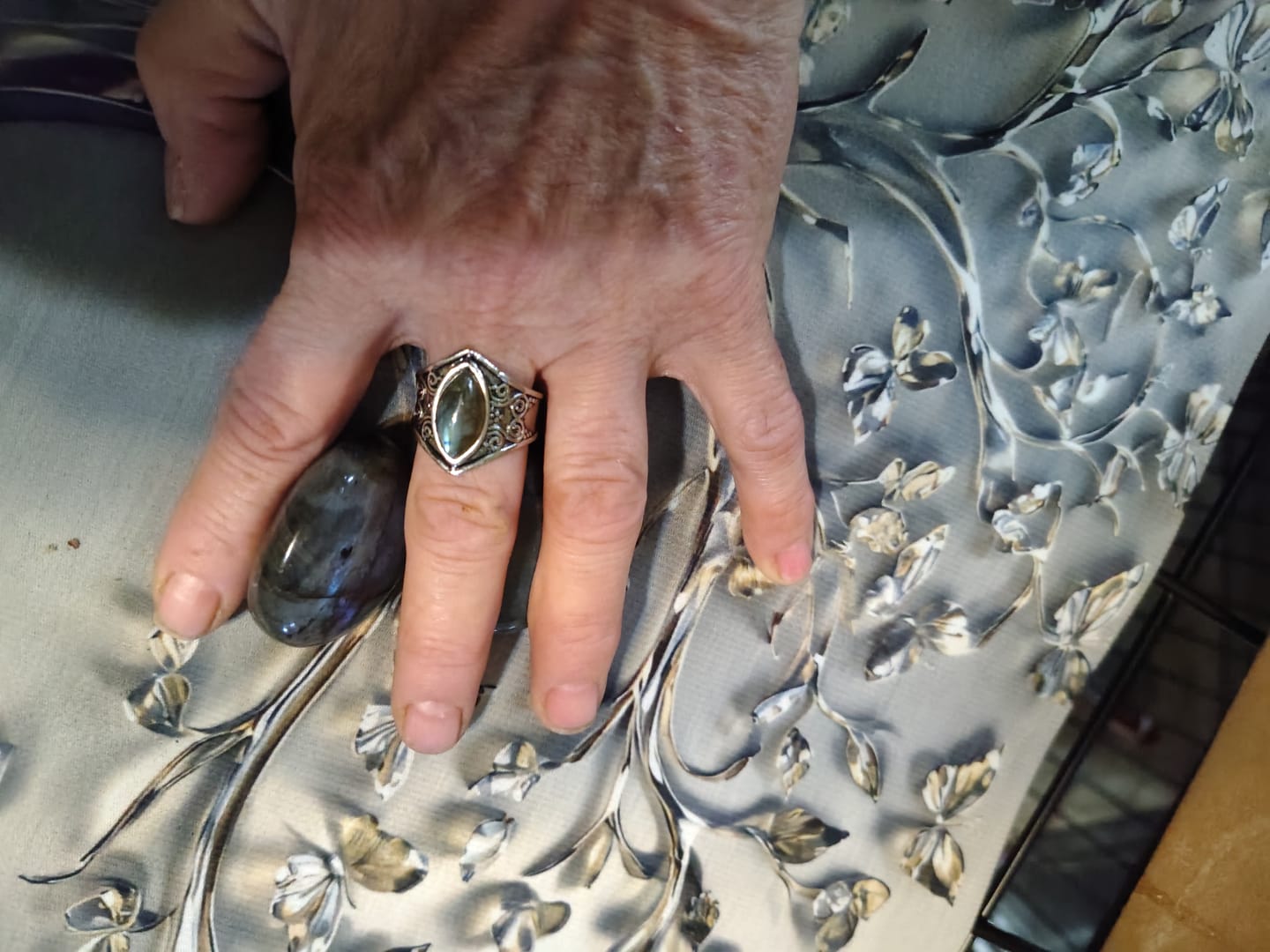 Customer photo review of Awakening Labradorite Ring