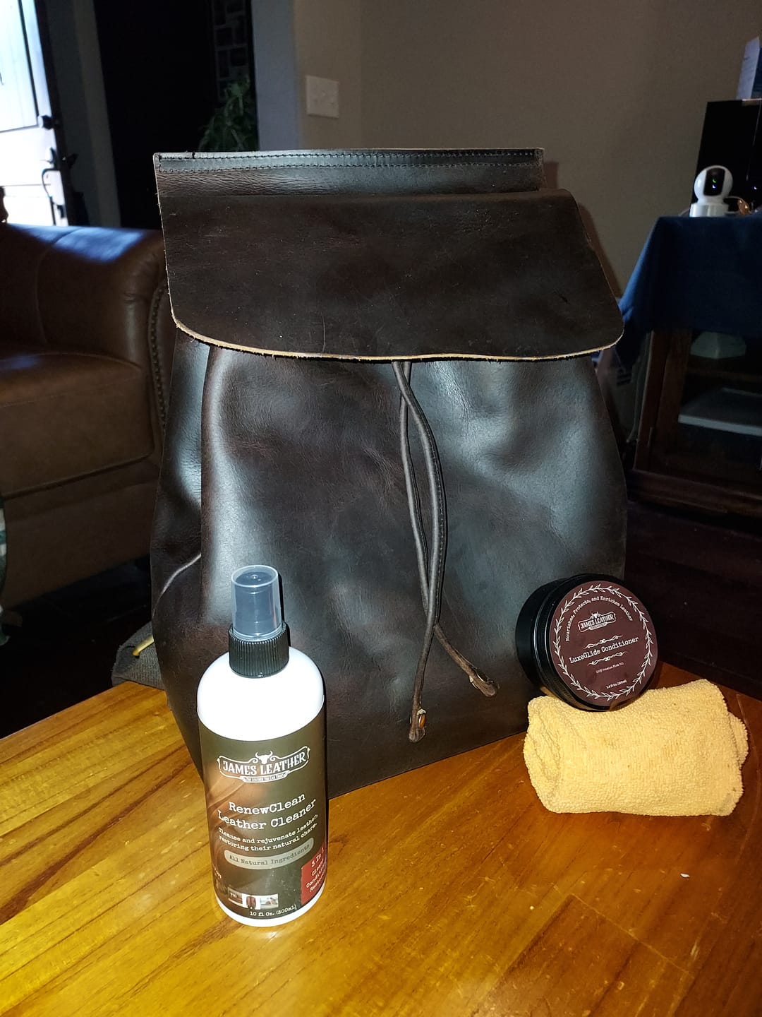 Customer photo review of Women Vintage Travel Backpack