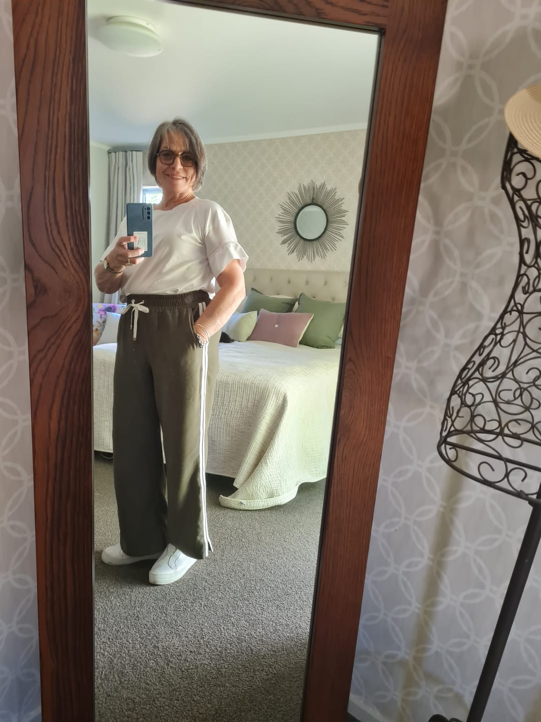Customer photo review of Indiana Women's Wide Leg Pants | Bonsai Green
