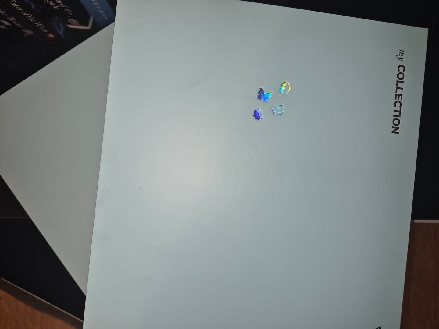 Customer photo review of Float Ver. 2.0 - Deluxe - A5 myCOLLECTION Binder