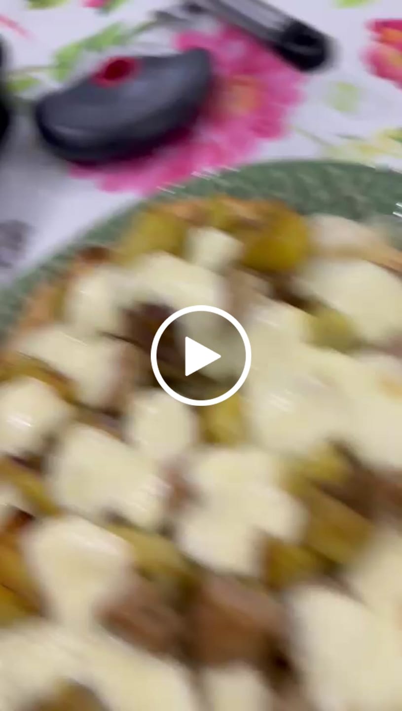 Customer video review of "Pala Romana"