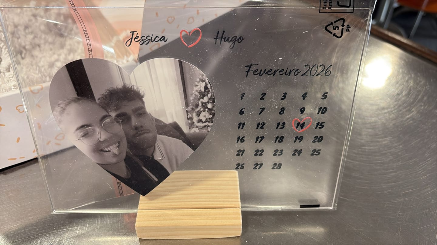 Customer photo review of Placa Dia Especial no Calendário - Personalizado