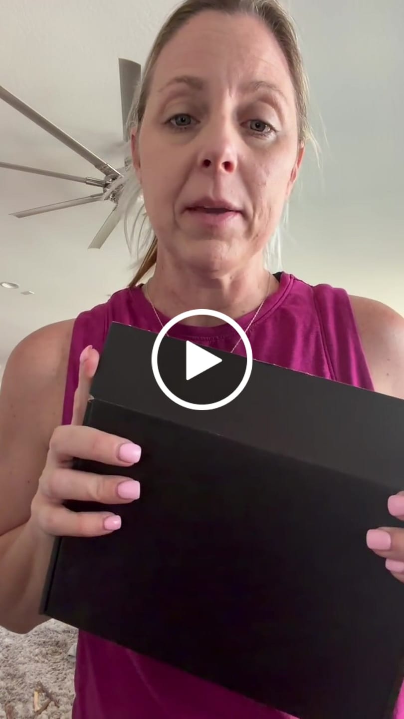Customer video review of Apexhairs Straight Hair Bun - Synthetic Scrunchie