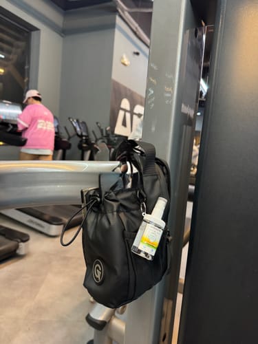 Customer photo review of ANTIGRAVITY MAGNETIC GYM BAG