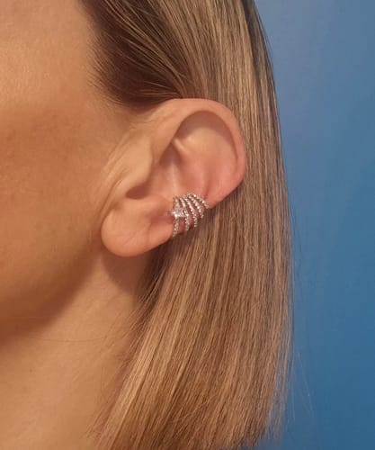 Customer photo review of Orecchino Ear Cuff grande con zirconi
