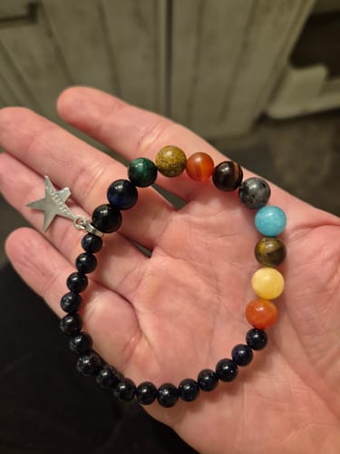 Customer photo review of »Trust the Universe« Blockadenlöser-Armband mit allen Planeten inkl. abgebrochenem Stern